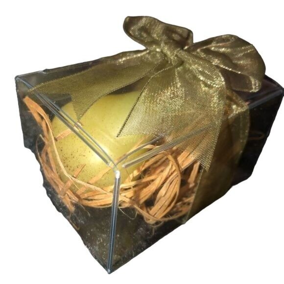 Decorative Artificial Pear Candles Set In Clear Gift Box With Gold Ribbon - Picture 3 of 3